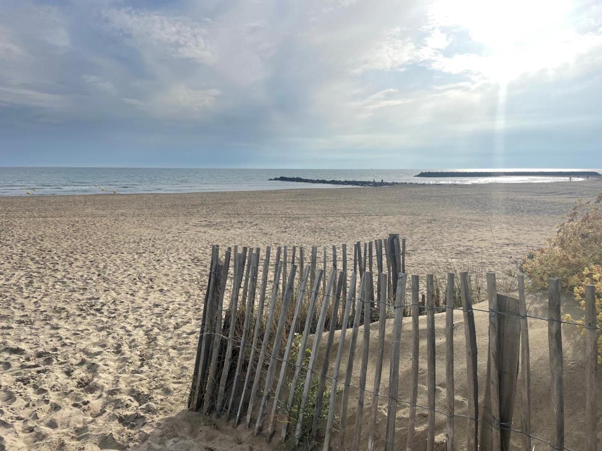 Studio Face A La Mer 4 Couchages - Gratuits Piscine Tennis Et Un Parking Prive Rare Et Tres Utile - Vue Magnifique Sur La Mer - Agreable En Toutes Saisons Ile Des Pecheurs - La Brigantine - Emplacement Et Vue Rares Au Cap D'Agde Exterior foto